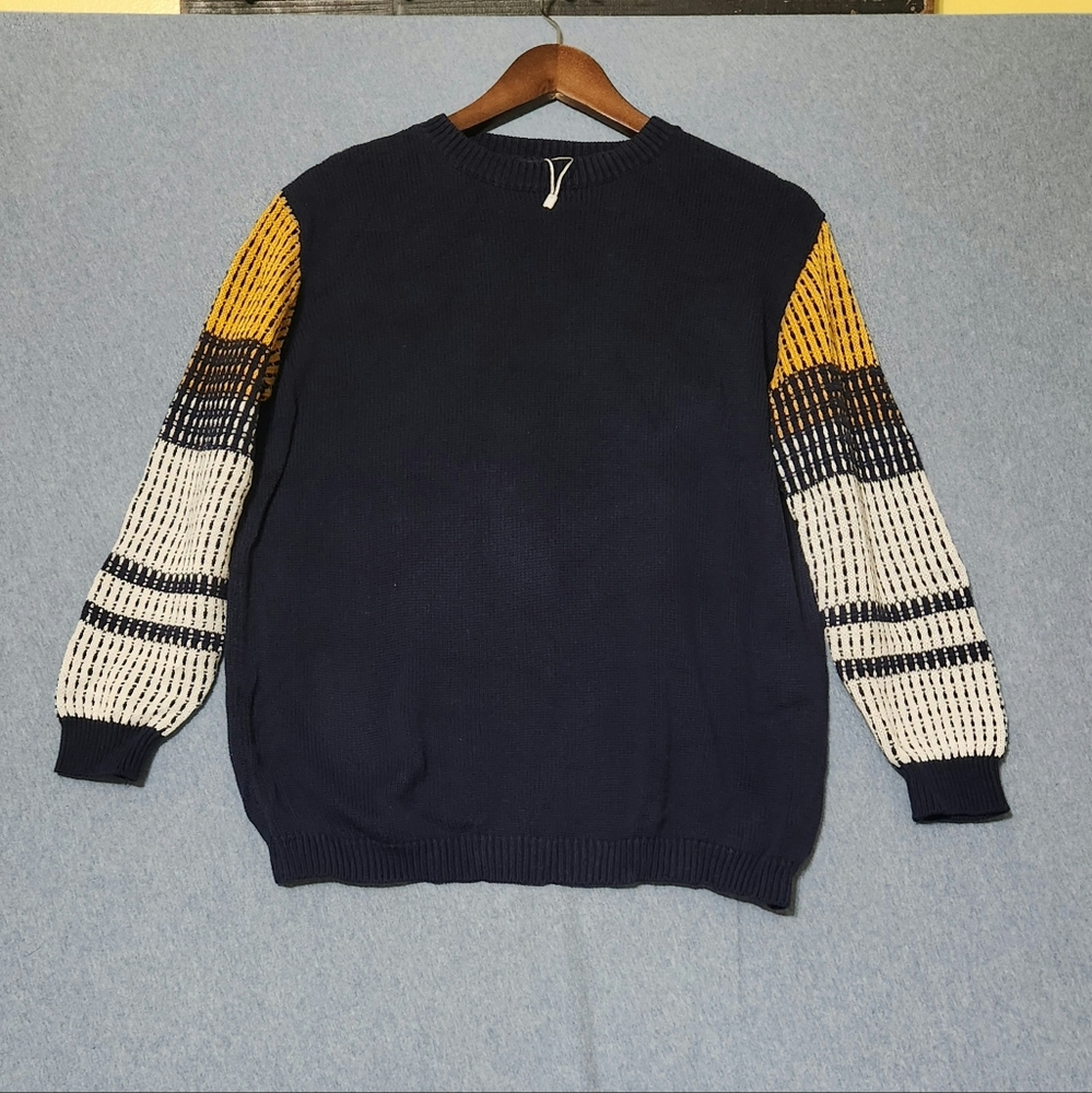 NWOT Koitmy colorblock blue white yellow crew neck sweater. Size small
